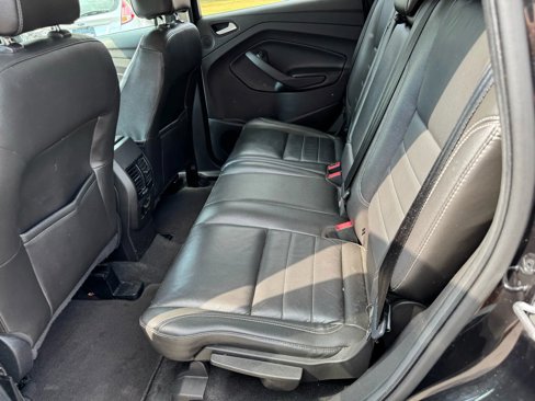 Used 2015 Ford Escape Titanium image 22
