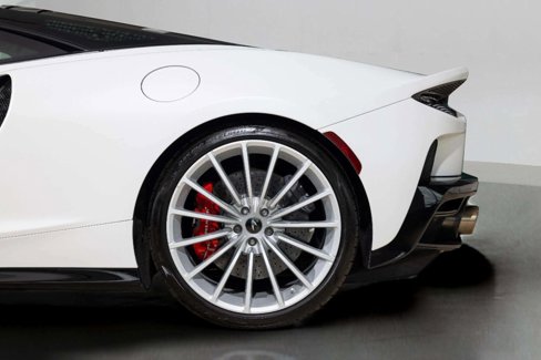 Used 2020 McLaren GT image 19