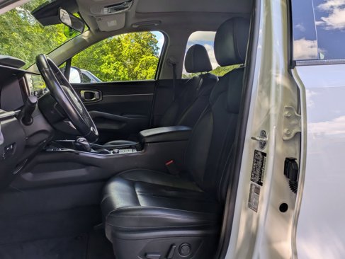 Used 2021 Kia Sorento S w/ Panoramic Sunroof Package image 13