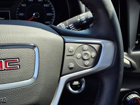 Used 2018 GMC Terrain SLE w/ Driver Convenience Package image 23