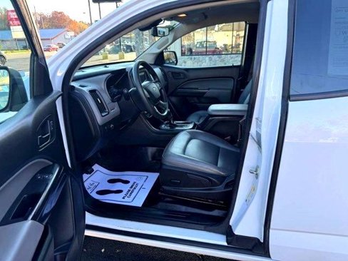 Used 2018 Chevrolet Colorado W/T image 9