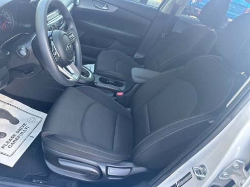 Used 2021 Kia Forte LXS image 10