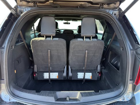 Used 2015 Ford Explorer XLT w/ Equipment Group 202B image 17