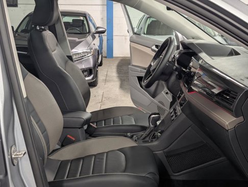 Used 2022 Volkswagen Taos SEL image 35