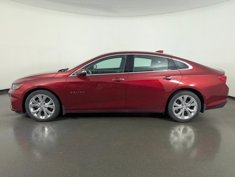 Used 2017 Chevrolet Malibu Premier w/ Driver Confidence Package image 5