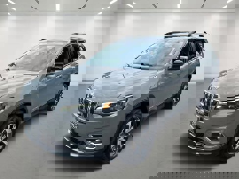 Used 2022 Jeep Cherokee Limited image 2