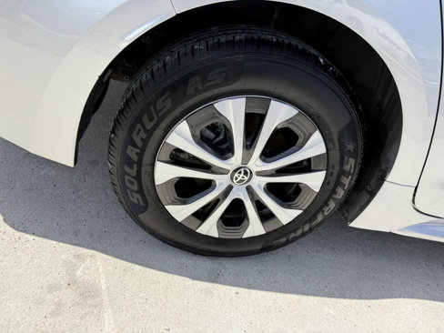 Used 2022 Toyota Corolla LE image 24