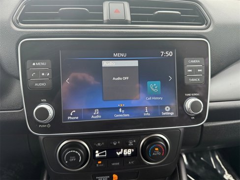 Used 2023 Nissan Leaf S image 25