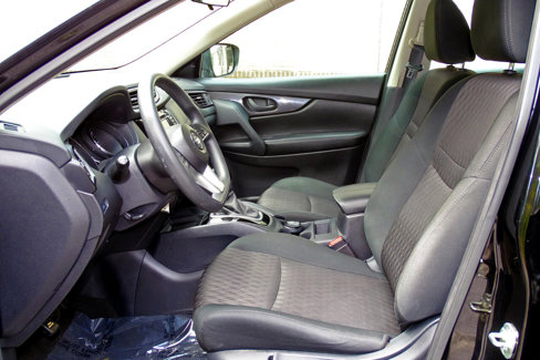 Used 2020 Nissan Rogue S image 11