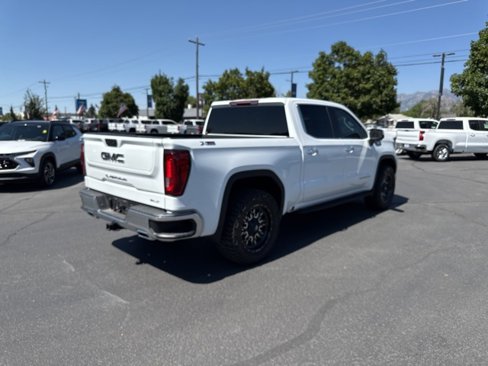 Used 2023 GMC Sierra 1500 SLT w/ X31 Off-Road Package image 7