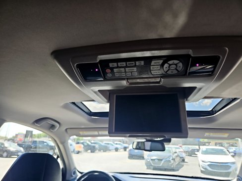 Used 2017 Honda Pilot Touring image 13