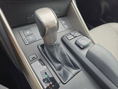 Used 2015 Lexus IS 350 AWD image 15