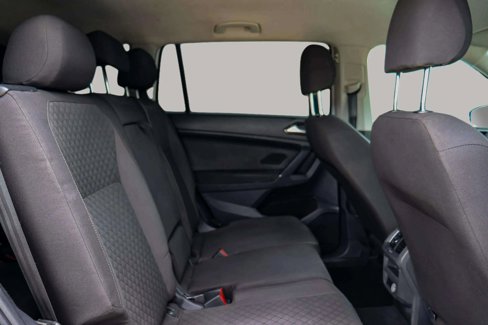 Used 2018 Volkswagen Tiguan S image 27