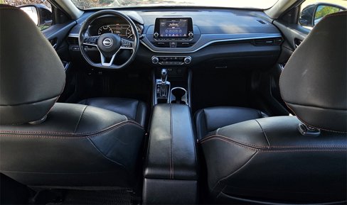 Used 2024 Nissan Altima 2.5 SV image 12