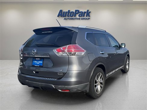 Used 2015 Nissan Rogue SL w/ SL Premium Package image 6