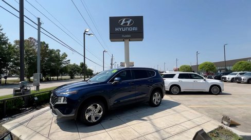 Used 2021 Hyundai Santa Fe SE image 6