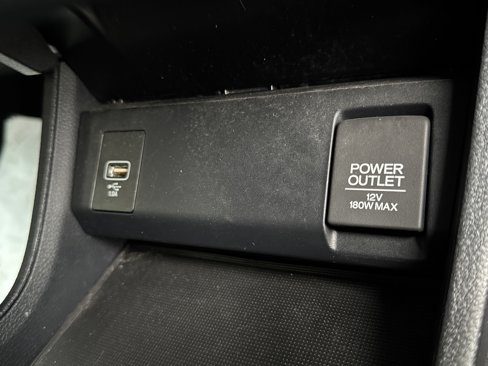 Used 2019 Honda HR-V LX image 12