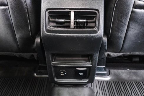 Used 2021 Ford Edge Titanium image 33