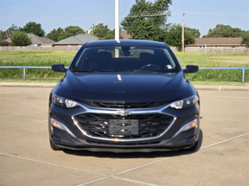 Used 2020 Chevrolet Malibu RS image 2