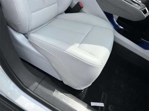 New 2025 Cadillac Optiq Luxury 1 image 9