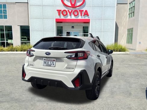 Used 2024 Subaru Crosstrek 2.0i image 9