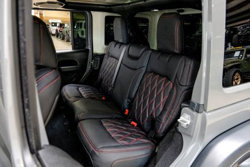 Used 2022 Jeep Wrangler Unlimited Rubicon w/ Steel Bumper Group image 77