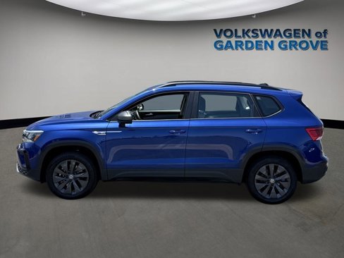 Used 2023 Volkswagen Taos S image 6