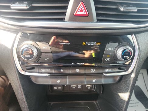 Used 2020 Hyundai Santa Fe SEL w/ Convenience + Premium Package image 19