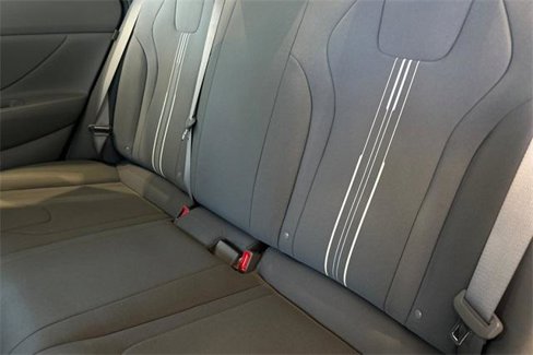 Used 2024 Hyundai Elantra SEL image 12