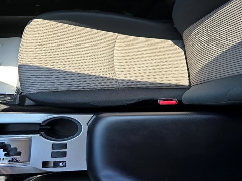 Used 2022 Toyota 4Runner SR5 image 39