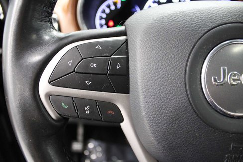 Used 2020 Jeep Grand Cherokee Overland image 21