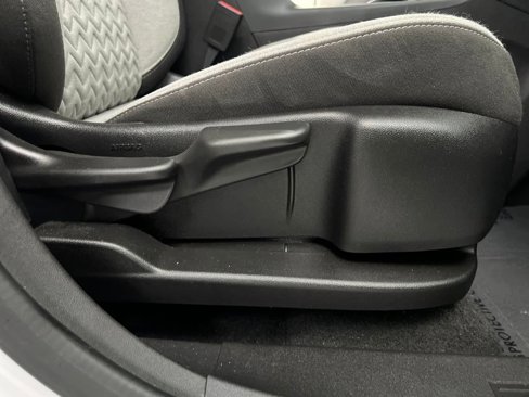Used 2024 Chevrolet Equinox LT image 25