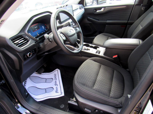 Used 2023 Ford Escape Active w/ Tech Pack #2 image 8