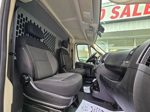 Used 2021 RAM ProMaster 2500 image 12