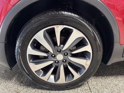 Used 2019 Buick Encore Essence image 4