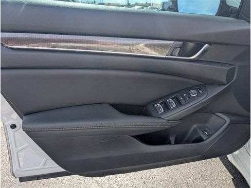 Used 2019 Honda Accord Sport image 15