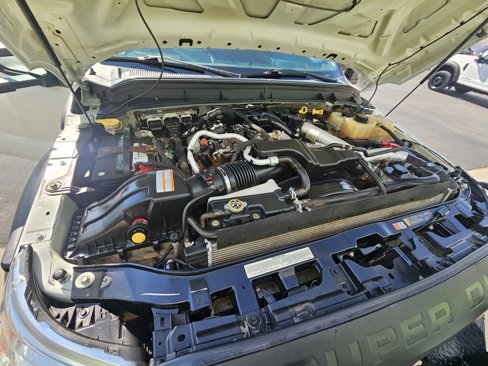 Used 2015 Ford F550 4x4 SuperCab Super Duty image 28