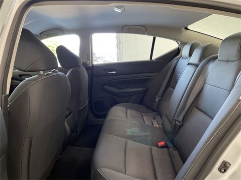 Certified 2022 Nissan Altima 2.5 SV image 16