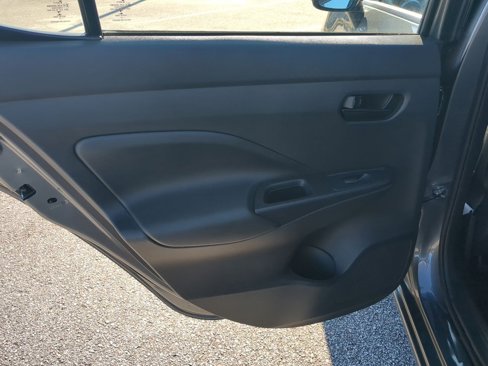 Used 2021 Nissan Versa S image 26