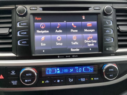Used 2016 Toyota Highlander XLE image 13