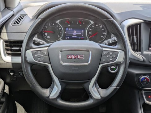 Used 2022 GMC Terrain SLE w/ Driver Convenience Package image 17