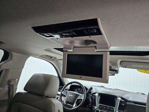 Used 2015 Chevrolet Suburban LTZ image 12