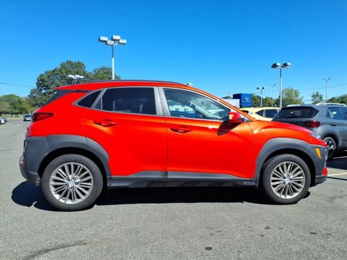Used 2019 Hyundai Kona SEL image 6