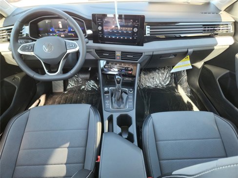 New 2025 Volkswagen Jetta SE image 11