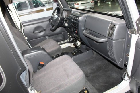 Used 2005 Jeep Wrangler Rubicon w/ Security Group image 8