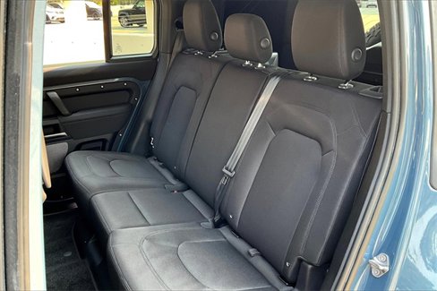 Used 2023 Land Rover Defender 110 image 20