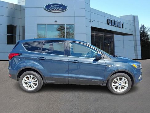 Certified 2019 Ford Escape SE image 7