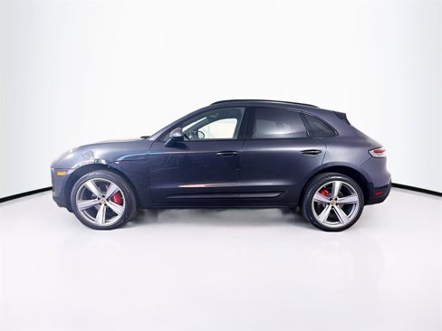Certified 2022 Porsche Macan S image 2
