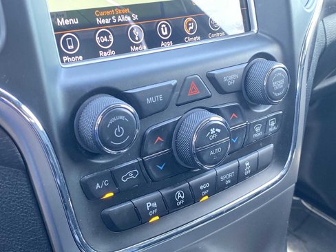 Certified 2018 Jeep Grand Cherokee Altitude image 26