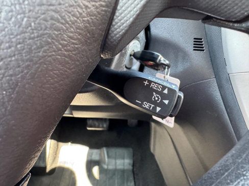 Used 2009 Pontiac Vibe w/ Preferred Package image 9
